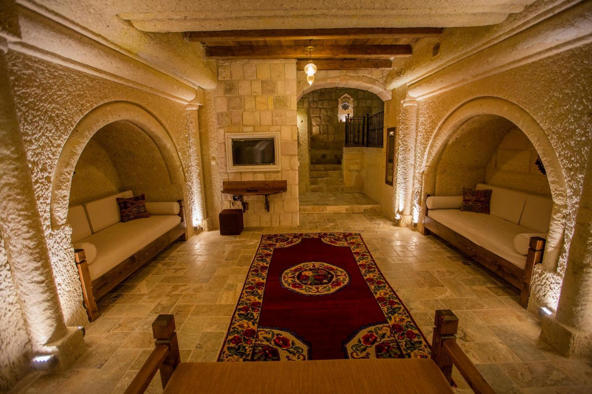 Zara Cave Hotel เกอเรเม ภายนอก รูปภาพ